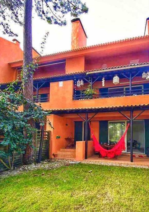 Charmoso Apartamento Na Herdade Da Aroeira Aroeira  Luaran gambar